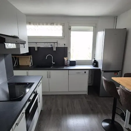 Spacieux & Paisible Apartment